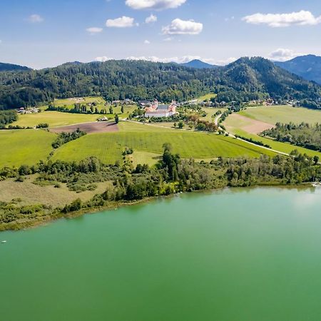 Stift St. Georgen Am Laengsee Sankt Georgen am Längsee Esterno foto